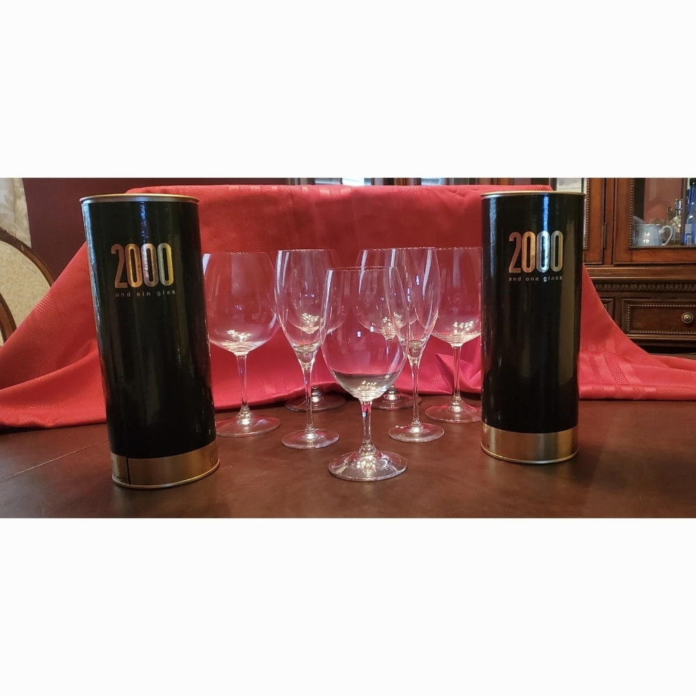 2000 Wine Glass Set - Elegant Clear Design
